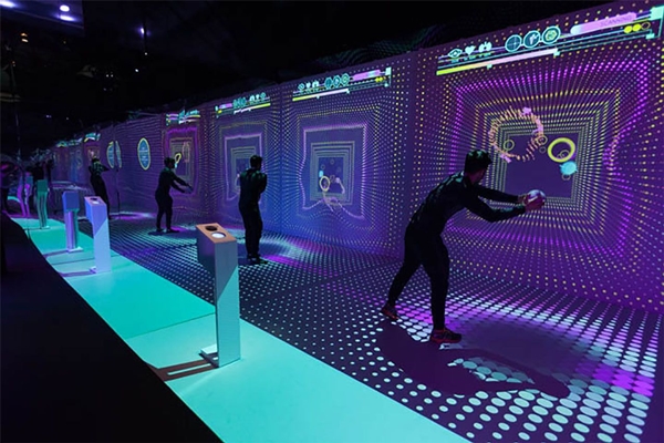 深圳信可威展廳設計公司專業從事上市企業展廳設計、展覽展示活動策劃、展臺設計搭建的展廳設計公司,憑借多年的市場經驗,為客戶提供前期策劃、設計創意、現場搭建和維護、倉儲、全國巡展等全流程的整體解決方案。同時開發商場、專賣店規劃、設計、制作、會議活動策劃和現場布置、平面廣告創意策劃等多項服務。