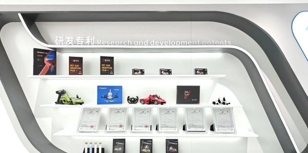 探秘艾馳汽車保護(hù)膜展廳：每一處都藏著專業(yè)與實(shí)力